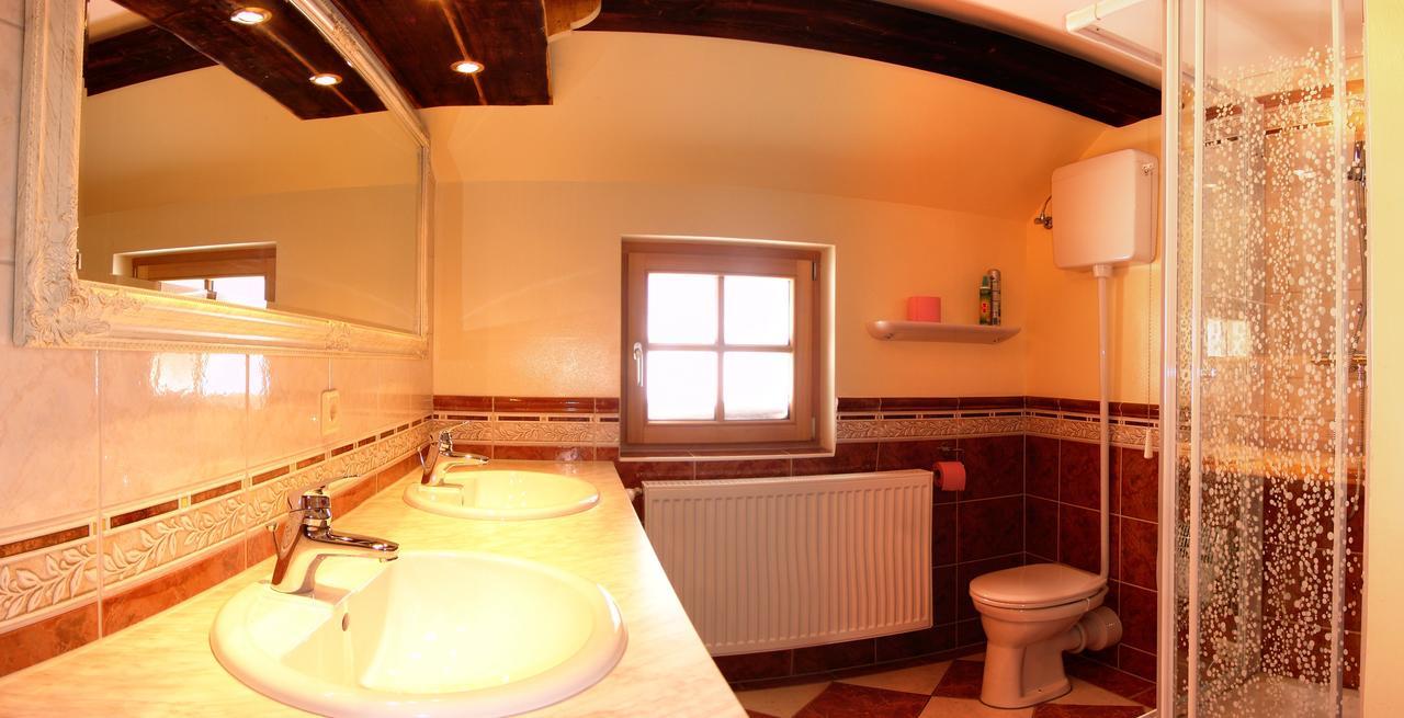 Schermerhuetten Tauplitzalm Chambre photo